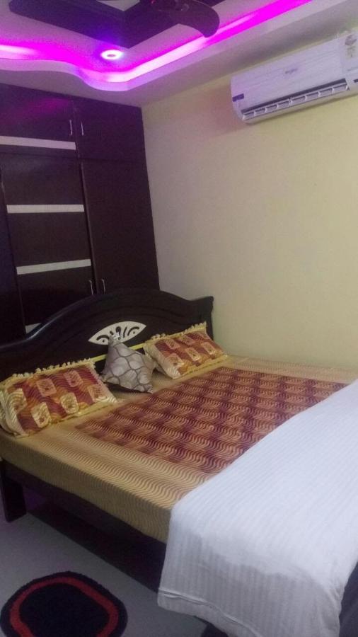 Gratifiedhomestay Visakhapatnam Esterno foto