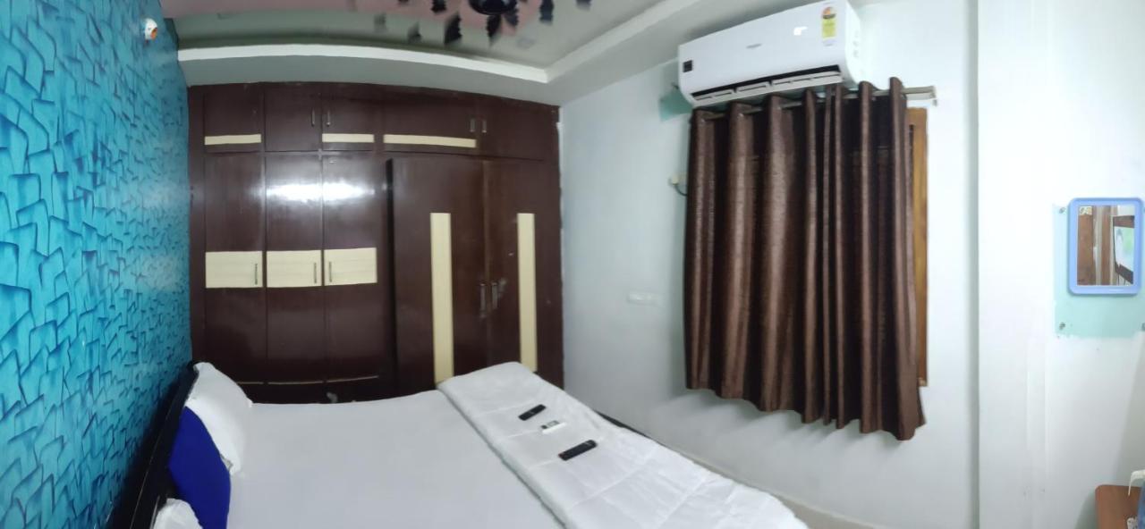 Gratifiedhomestay Visakhapatnam Esterno foto